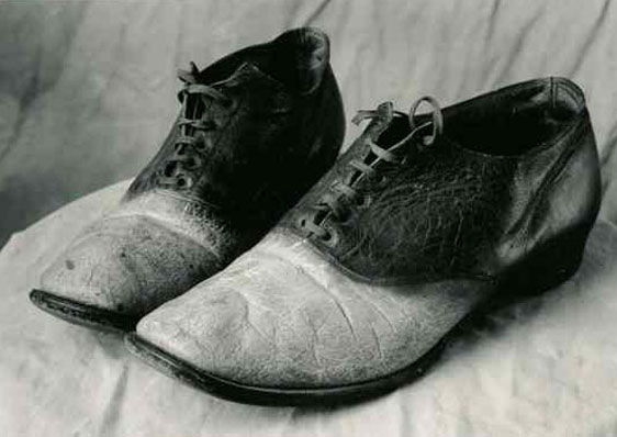 Picture 6 of Traditional customs and beliefs shocked public opinion