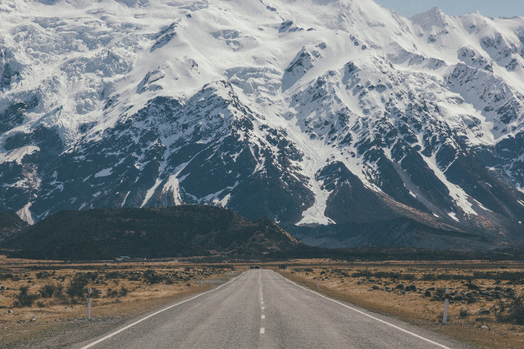 Picture 2 of Traveling and traveling will make you intelligent and happier