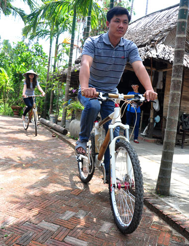 Picture 8 of Turn the bamboo into an export bike frame