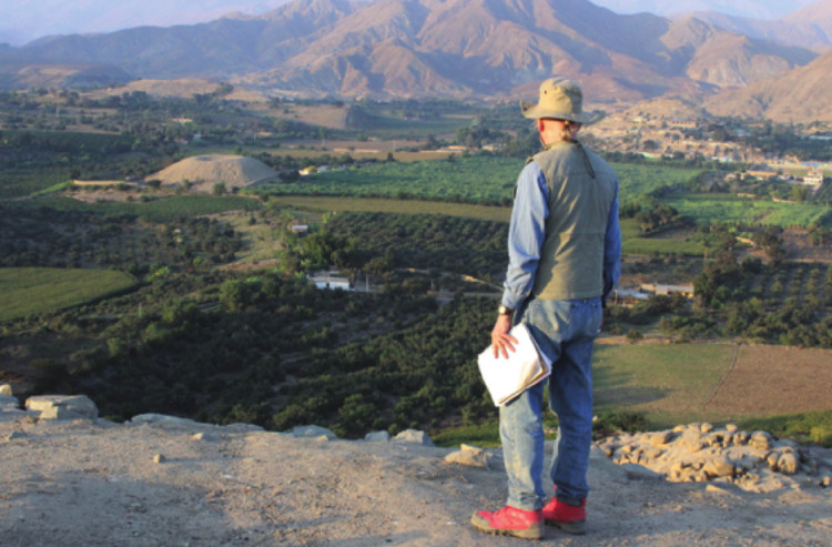 Picture 1 of Two theories about volcanic pyramids in Peru