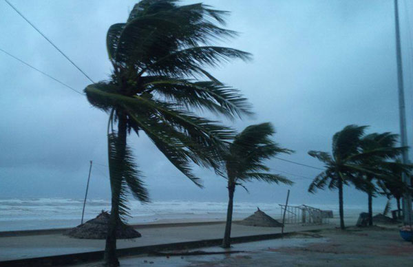 Picture 3 of Typhoon No. 3 approaching Quang Nam - Quang Ngai