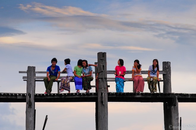 Picture 15 of U Bein - The oldest and longest wooden bridge in the world