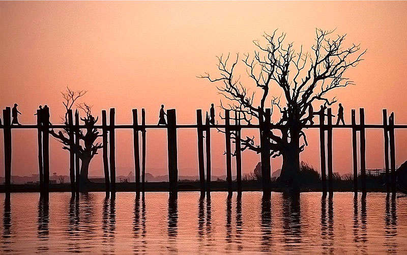 Picture 8 of U Bein - The oldest and longest wooden bridge in the world