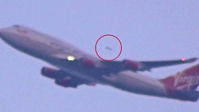 Picture 1 of UFOs appear more than 60 times at Indian airports