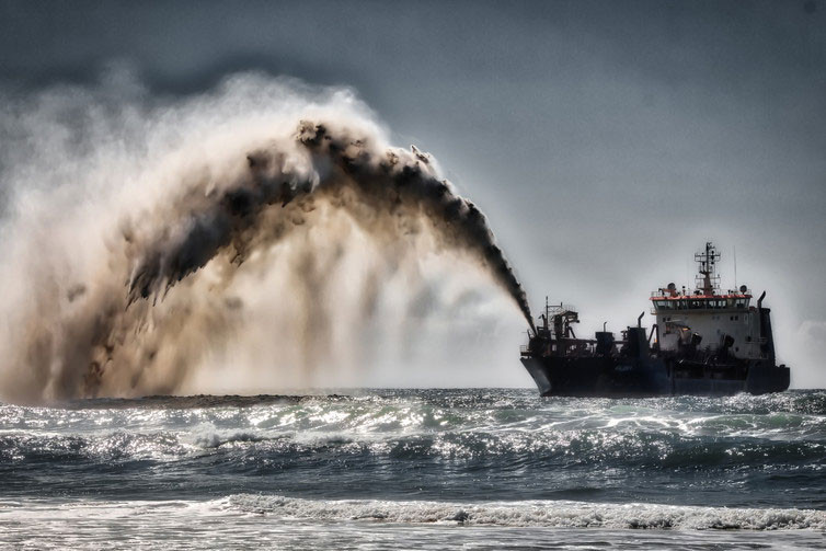 Picture 2 of Unbelievable but true story: the world is falling into a sand crisis