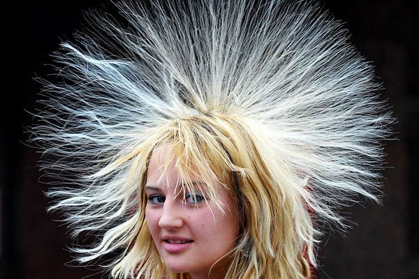 Picture 7 of Unbelievable reasons for people to die outside the universe