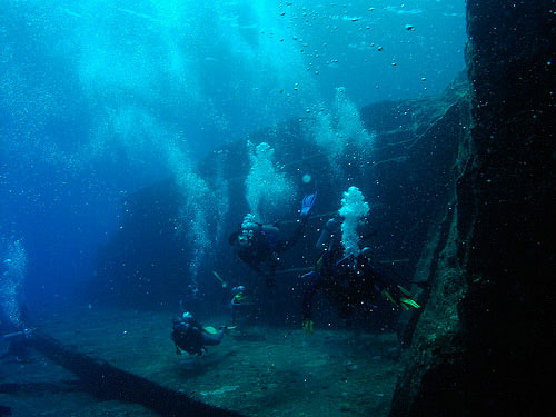 Picture 3 of 'Underworld' under Yonaguni