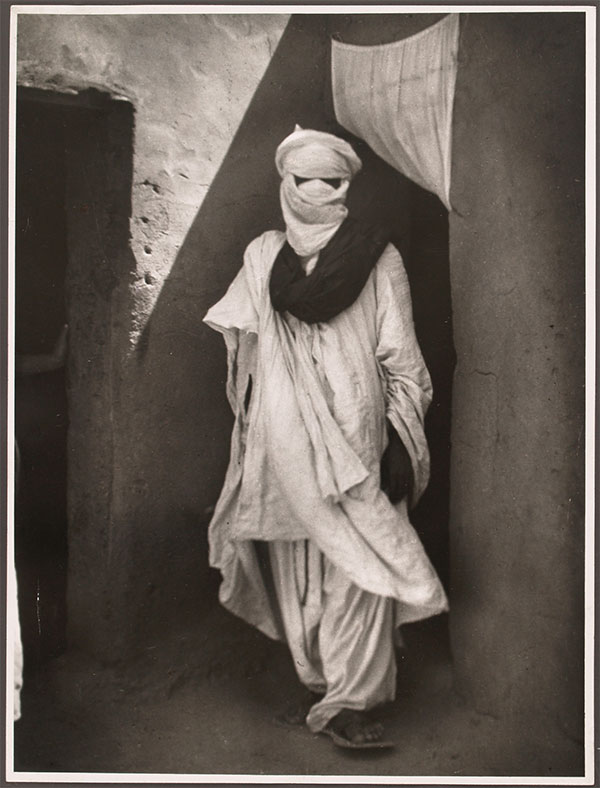Picture 5 of Unfold the history of the headscarf