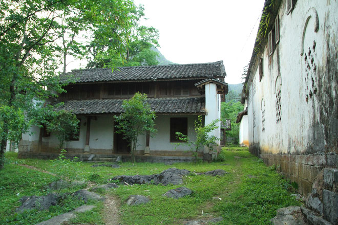 Picture 22 of Unique architecture of the Cat mansion