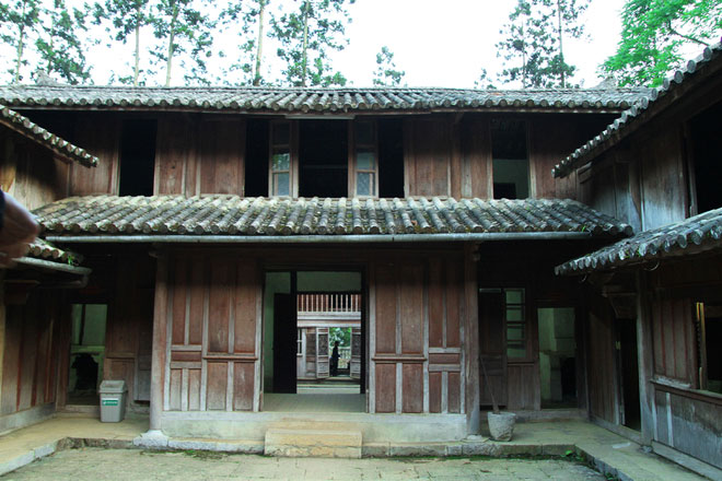 Picture 8 of Unique architecture of the Cat mansion