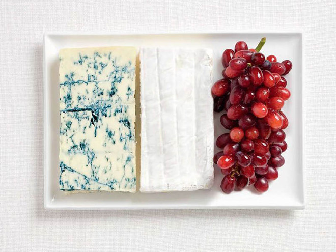 Picture 11 of Unique flags made from traditional dishes