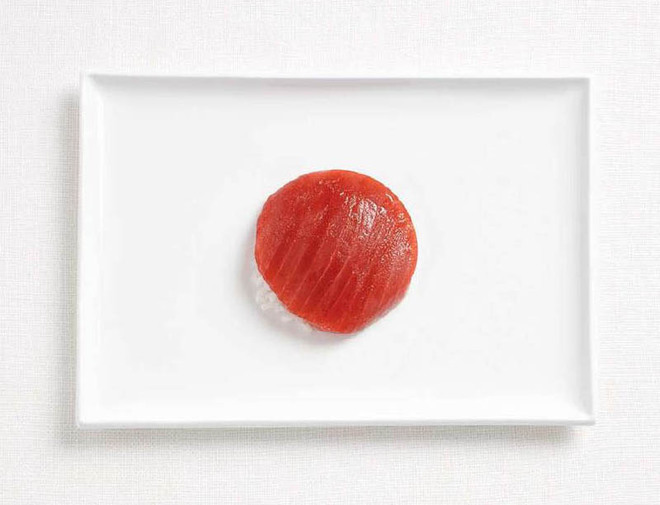 Picture 13 of Unique flags made from traditional dishes