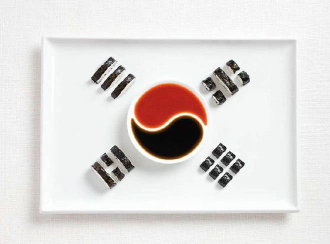 Picture 7 of Unique flags made from traditional dishes