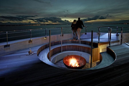 Picture 8 of Unique hotel 'fort' between the ocean