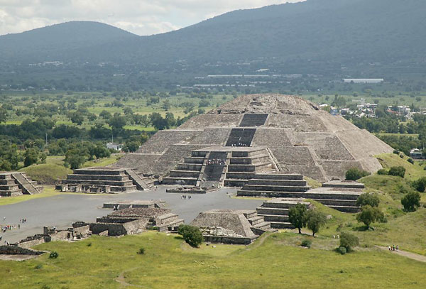 Picture 5 of Unique pyramids are not located in Egypt