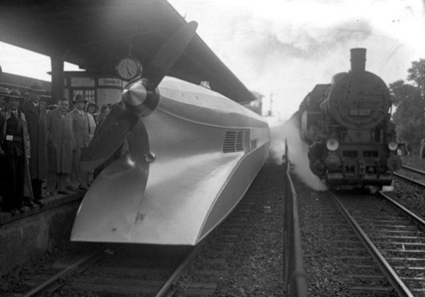 Picture 11 of Unique rail routes come