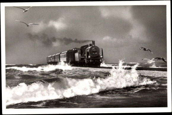 Picture 12 of Unique rail routes come