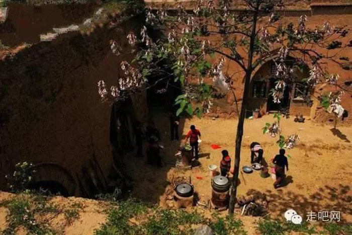 Picture 23 of Unique underground village in China