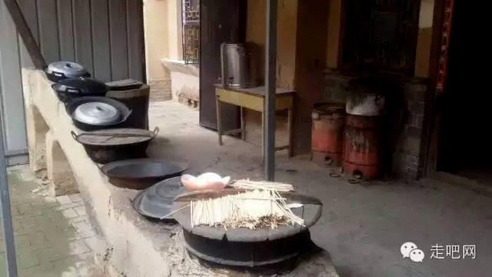 Picture 24 of Unique underground village in China