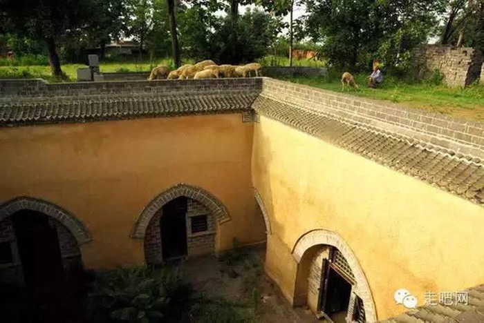 Picture 33 of Unique underground village in China