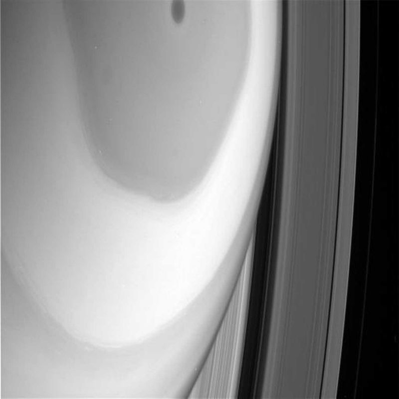 Picture 6 of Unseen images of Saturn's belt