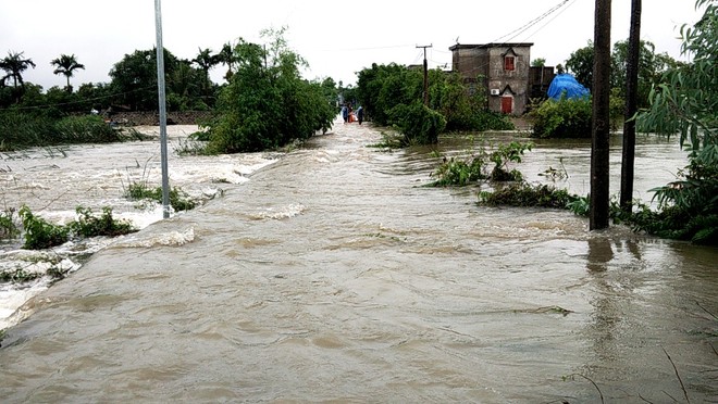 Picture 9 of Uong Bi city flooded due to flooding, Yen Tu was isolated