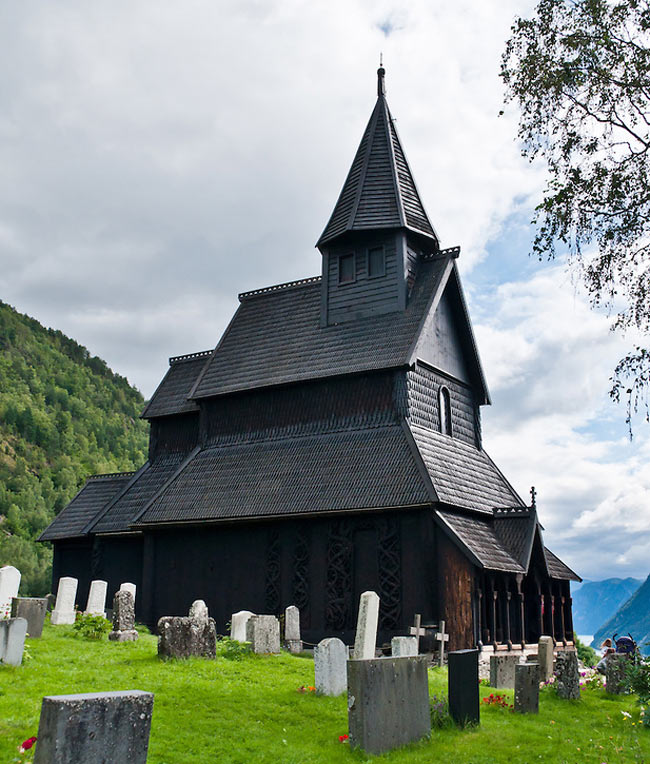 Picture 8 of Urnes wooden plank church - Norway