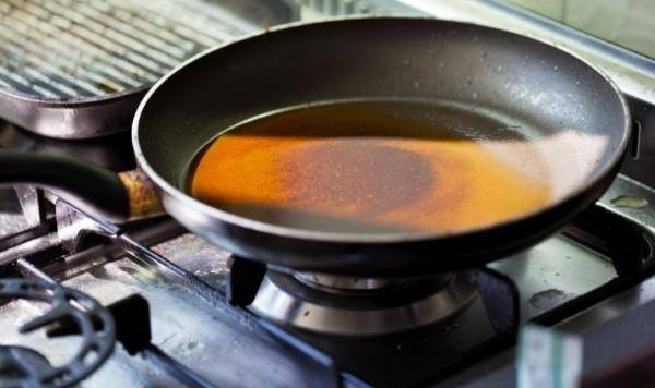Picture 1 of Use cooking oil used as fuel for buses and ships