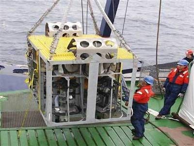 Picture 2 of Use robots to detect life in the Arctic Ocean