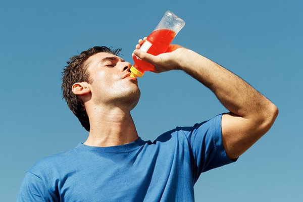 Picture 1 of Using energy drinks makes us lack of iron, more tired?
