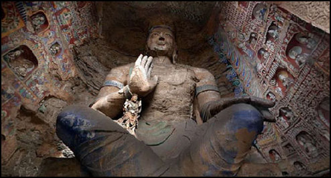 Picture 8 of Van Cuong stone cave