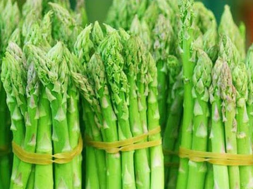 Picture 1 of Vegetables and low sugar fruits are good for health