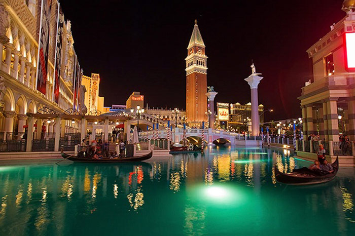 Picture 7 of Venice and canal system