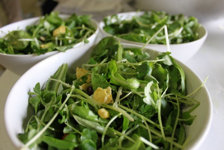Picture 9 of Vertical farms provide 900 tons of fresh vegetables to the US every year