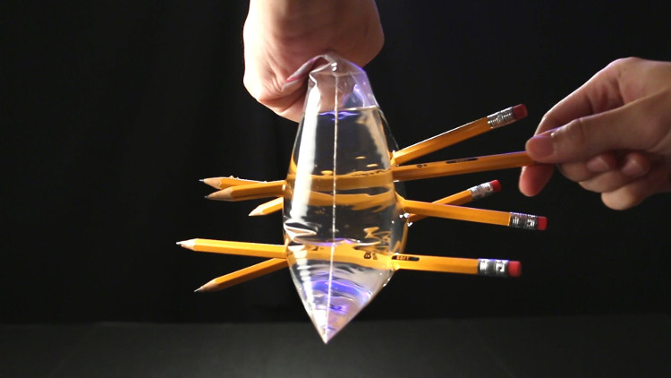 Picture 1 of Video: 10 funny science experiments with liquids