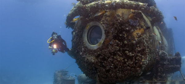 Picture 1 of Video: 31-day journey under the ocean