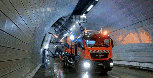 Picture 1 of Video: See how this machine cleans the clean white tunnel like it did