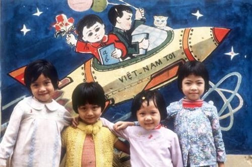 Picture 23 of Vietnam in 1980 in the photo of Dirck Halstead