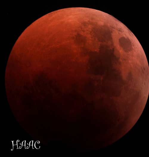 Picture 1 of Vietnam is going to receive a full lunar eclipse on April 4