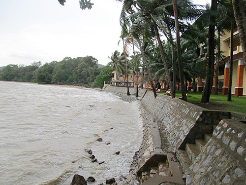 Picture 3 of Vietnam may lose some beaches because of sea level rise