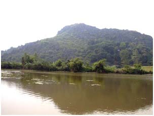 Picture 1 of Vietnam: River water is over-exploited