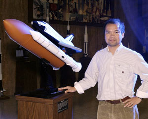Picture 2 of Vietnamese imprint in NASA achievements