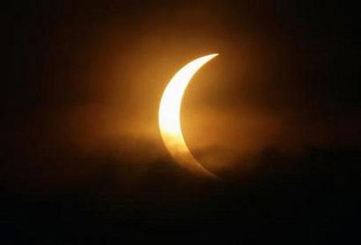 Picture 13 of Vietnamese residents and the world eagerly watch eclipse