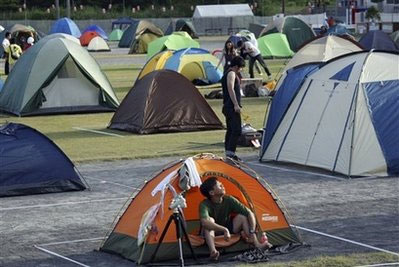 Picture 17 of Vietnamese residents and the world eagerly watch eclipse