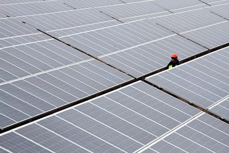 Picture 4 of Visit Europe's leading solar power plant