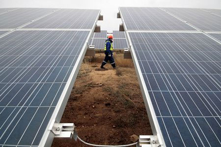 Picture 5 of Visit Europe's leading solar power plant