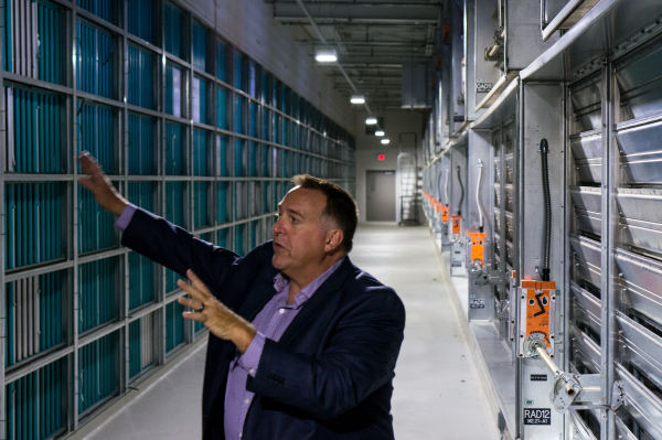 Picture 14 of Visit Facebook's data center, where the app tests over 2,000 phones at the same time