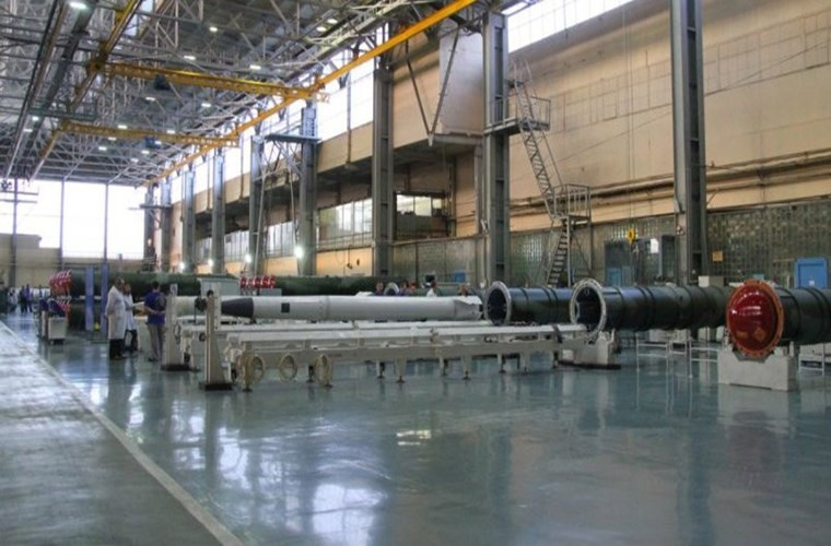 Picture 11 of Visit rocket manufacturing factory for S-300 Vietnam
