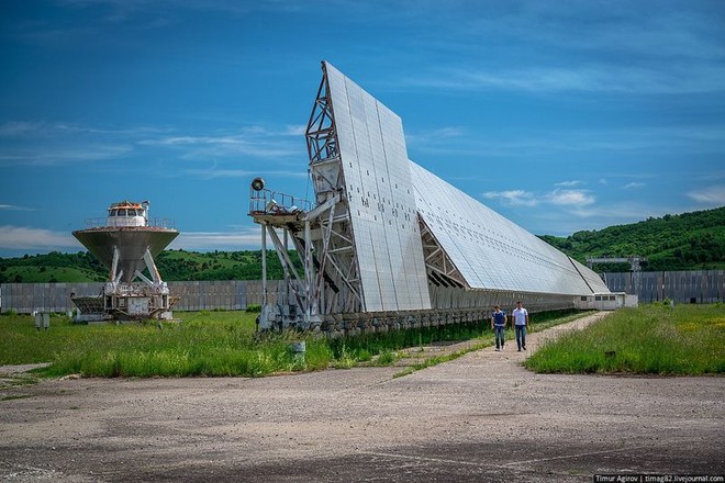 Picture 8 of Visit the largest radio telescope on the planet