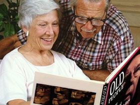 Picture 1 of Vitamin B12 is good for the memory of the elderly